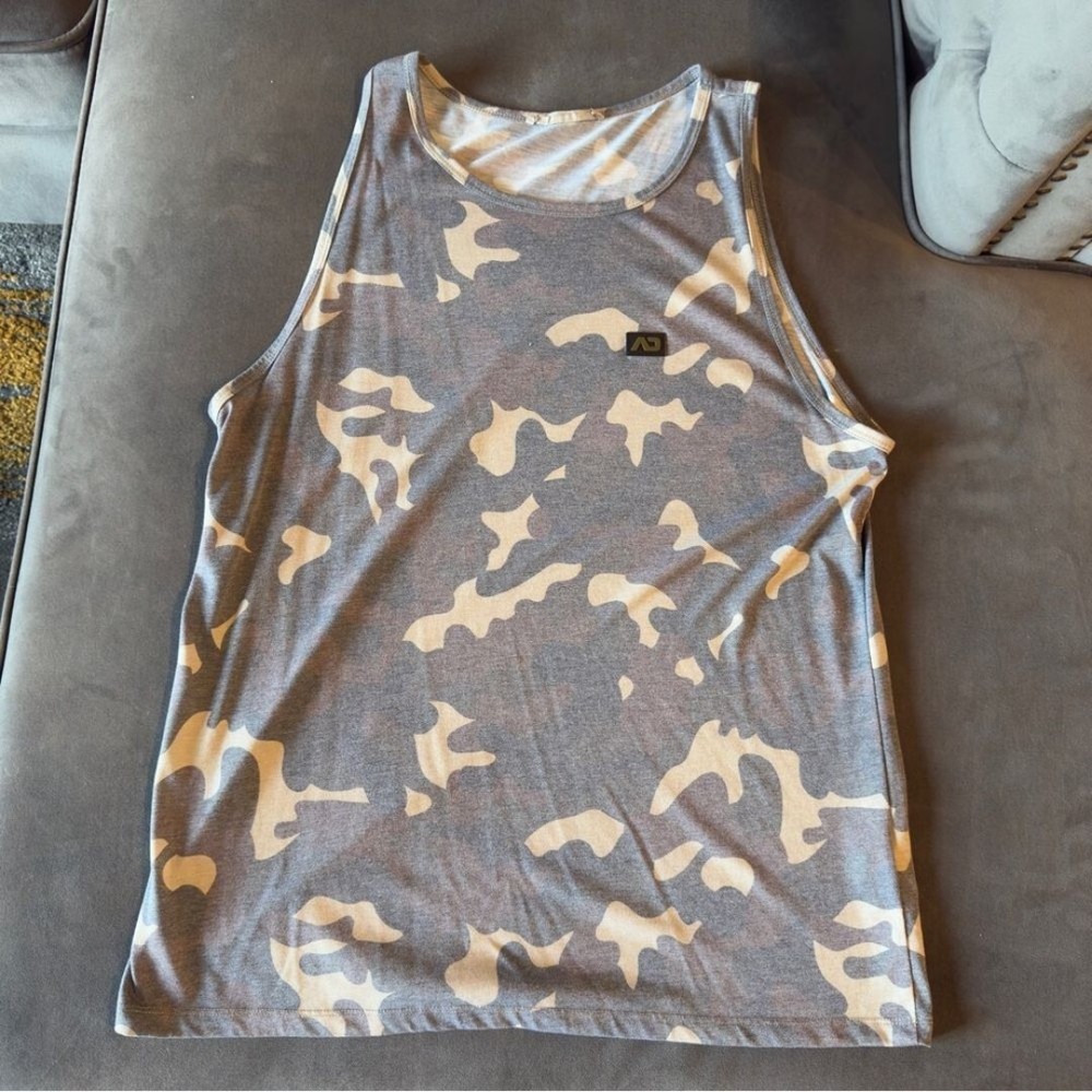 Addicted Men’s Camo Tank Top – size 4x but fits like US Medium/Large