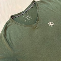 Cactus Man Sueded V Neck T Shirt Green Lion Logo Short Sleeve Men’s Size L