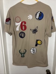 NBA Ultra Game Mens All Over Print Team Logo T-Shirt Tan Khaki Men’s Size L