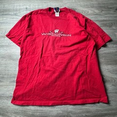 Midwest Embroidery T-Shirt Mens L Red Wisconsin Badgers Embroidered NCA USA Made