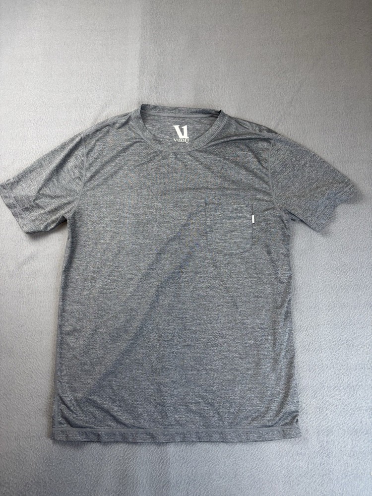 Vuori Mens Pocket T-Shirt Grey Lightweight Athletic Stretch Medium Stretch