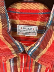 Two Moon Check Flannel Shirt M – Missing One Button