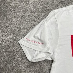District Made Graphic Soft T-Shirt Mens Medium White Crew Neck Cotton Casual Tee