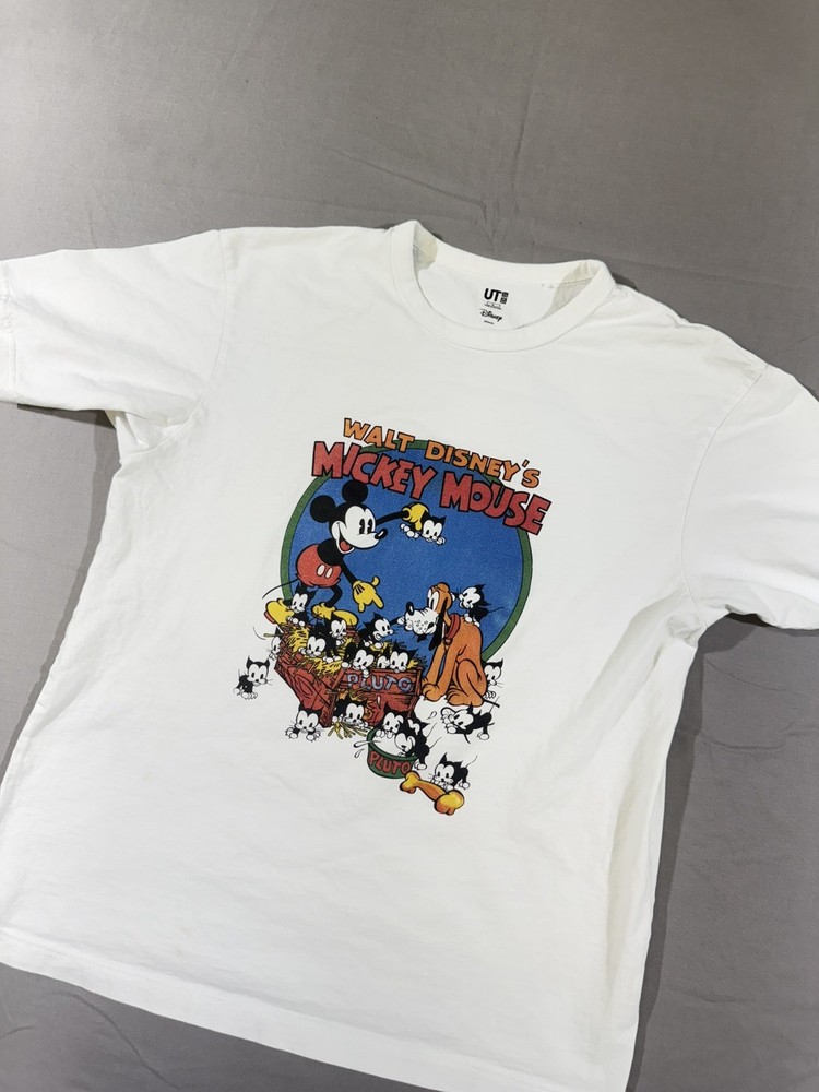 Uniqlo X Disney Retro Style Mickey Mouse T-Shirt Men’s Large