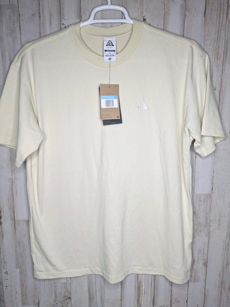 HJ0798-229 Nike ACG Men’s Max90 Loose Fit Heavyweight T-Shirt Light Khaki Size M