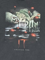 IT Chapter Two Unisex XL Poster Crew Neck Shirt Black Pennywise Stephen King