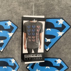 Superman Men’s XL Grey Mineral Wash T-shirt Red White Blue Shields DC Comics NWT
