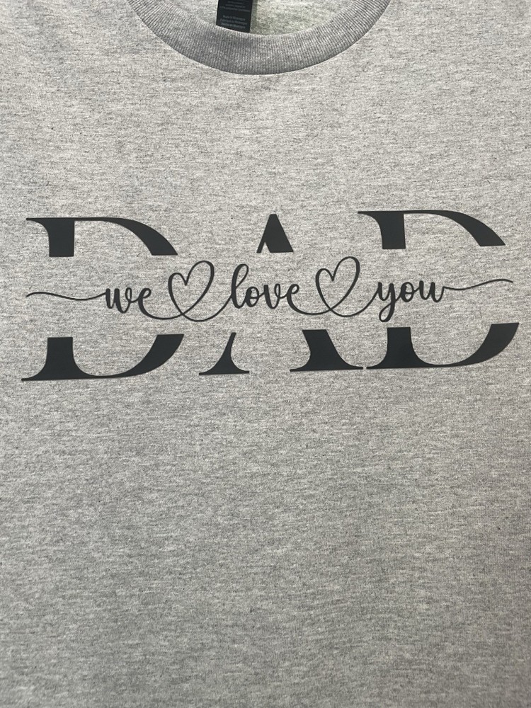 Dad we love you T-shirt, Dad Father’s Day Men Cute Shirt S-XL