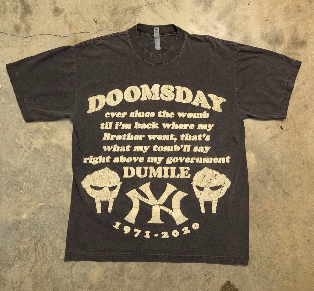 MF Doom Doomsday Tribute T-Shirt Size Medium Dumile Puff Print Graphic Rap Tee