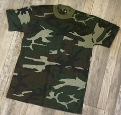 VINTAGE Ace Sportswear Camo T Shirt Short Sleeve Hunting Single Stitch Pocket L
