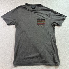 Beautiful Giant XL Gray T Shirt Tribal Pocket