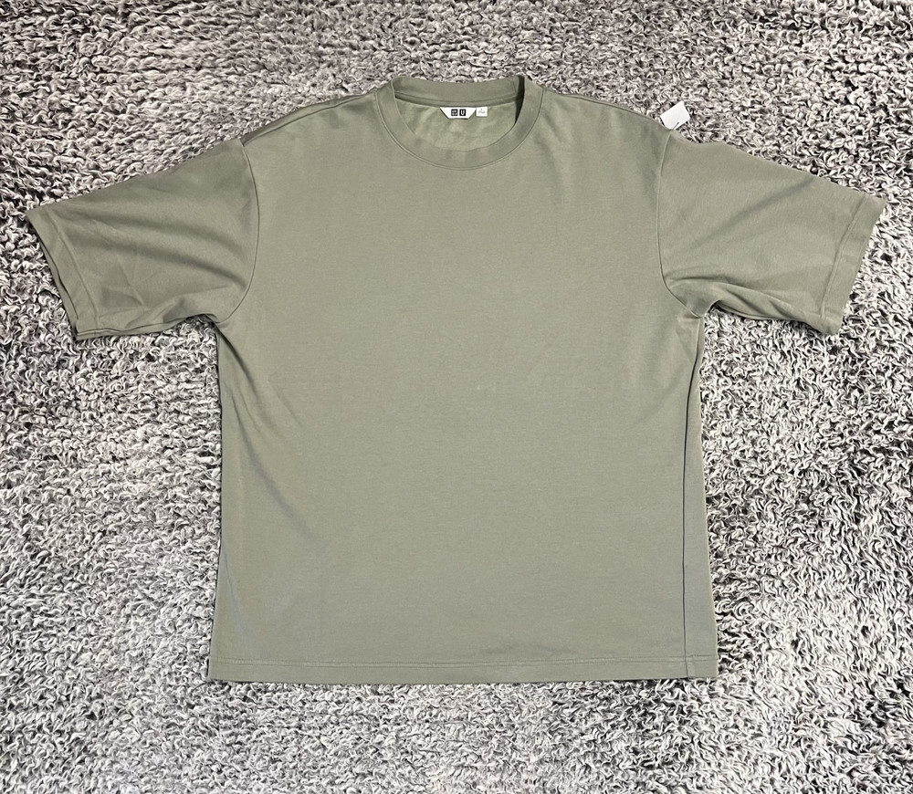 Uniqlo AIRism Shirt Adult Large Green Short Sleeve Athleisure Medium Wash Casual