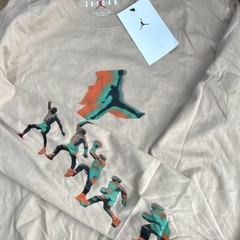 Jordan Men’s S Beige Graphic Print Jumpman Logo Crew Neck Long Sleeve Tee