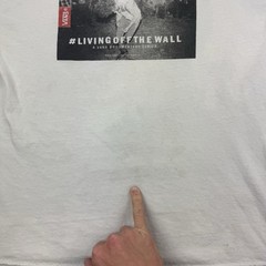 Y2K Vans #livingoffthewall Documentary T Shirt Adult Medium 2014 Thrashed Stains