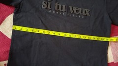 Yes Tu Veux Black T-shirt, Size M, New with Tags, Embossed Logo, 100% Cotton
