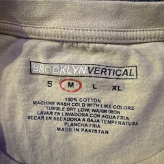 Brooklyn Vertical Men’s Medium Graphic Print Short Sleeve T‑Shirt
