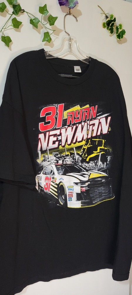 Ryan Newman #31 Checkered Flag Black CAT Torque Men’s 3XL Graphic Print T-Shirt