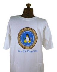Tux for President Linux Penguin T-Shirt Large ( who says Geeks can’t look good )