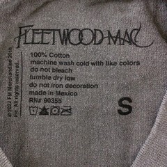Urban Outfitters Fleetwood Mac Men’s Size Small Gray Penguin T-Shirt