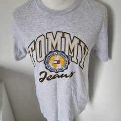 Tommy Hilfiger Jeans T-Shirt Large Graphic Print Grey