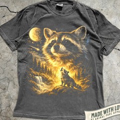 Raccoon Howling to The Moon T Shirt, Vintage Trash Panda Tee, 90s Animal