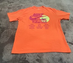 Nike world tour tshirt M