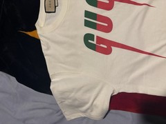 gucci t shirt men medium TRIED ON NEVER WORN WITH TAGS 100% Authentic