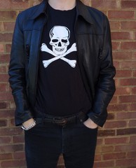 Skull And Crossbones T-Shirt – Punk Rock, 70s, Various Colours