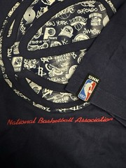 Vintage Y2K UNK NBA Team Logos Basketball Print Navy Blue T-Shirt Men’s XL