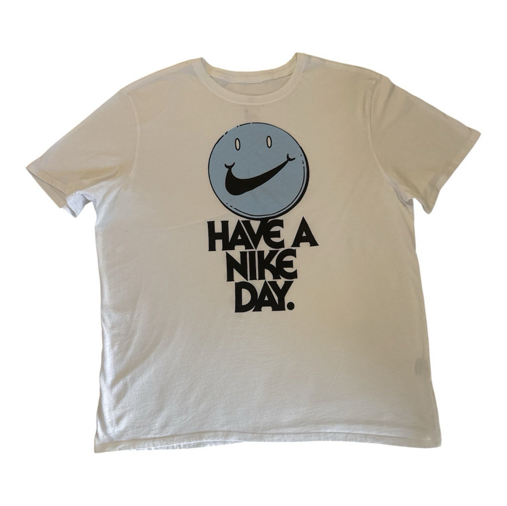 Nike Have A Nike Day Smiley Face T-Shirt White XXL