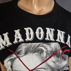 Madonna Rebel Heart 2015 Tour T Shirt Size M Black Short Sleeve Canada