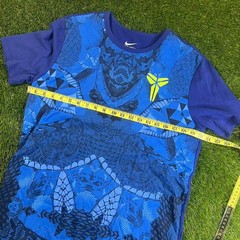 Nike Kobe Bryant Blue Snakeskin Graphic Athletic Cut T Shirt Medium NWT