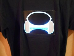 Men’s S Sound Activated Flashing Light Up T-Shirt Headphones Dance Party Fun