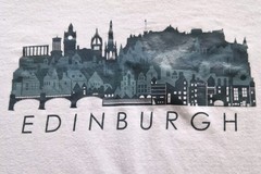 Gildan T-Shirt Mens Medium White Cotton Ring Spun Soft Edinburgh Castle Scotland