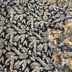 Pierre Cardin Leaf Design Large Shirt.