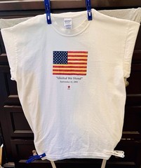 Vintage 9/11 United We Stand Shirt L American Red Cross Twain Harte CA USA Flag