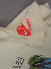 The Nike Tee Shirt Mens Large L Yellow Los Angeles There is No Finish Line *