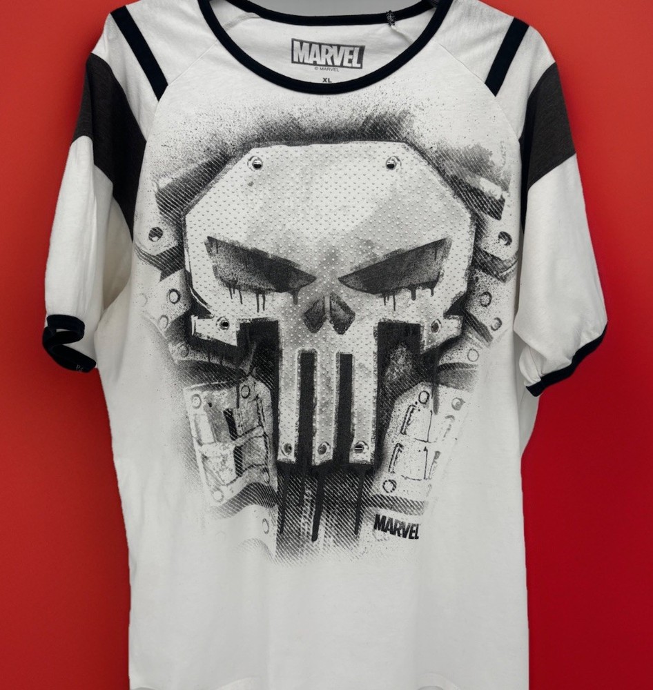 Marvel Punisher Men’s XL White Black Graphic Crew Neck T-Shirt Summer