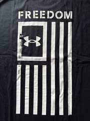 Under Armour 1370810 UA Men’s NEW Freedom Flag Cotton Loose Fit Graphic T-Shirt