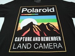 Polaroid Sz.M (Width 19in x Length 27in)100% Cotton T-Shirt Black
