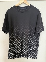 Louis Vuitton Men’s Monogram Gradient T-Shirt XL