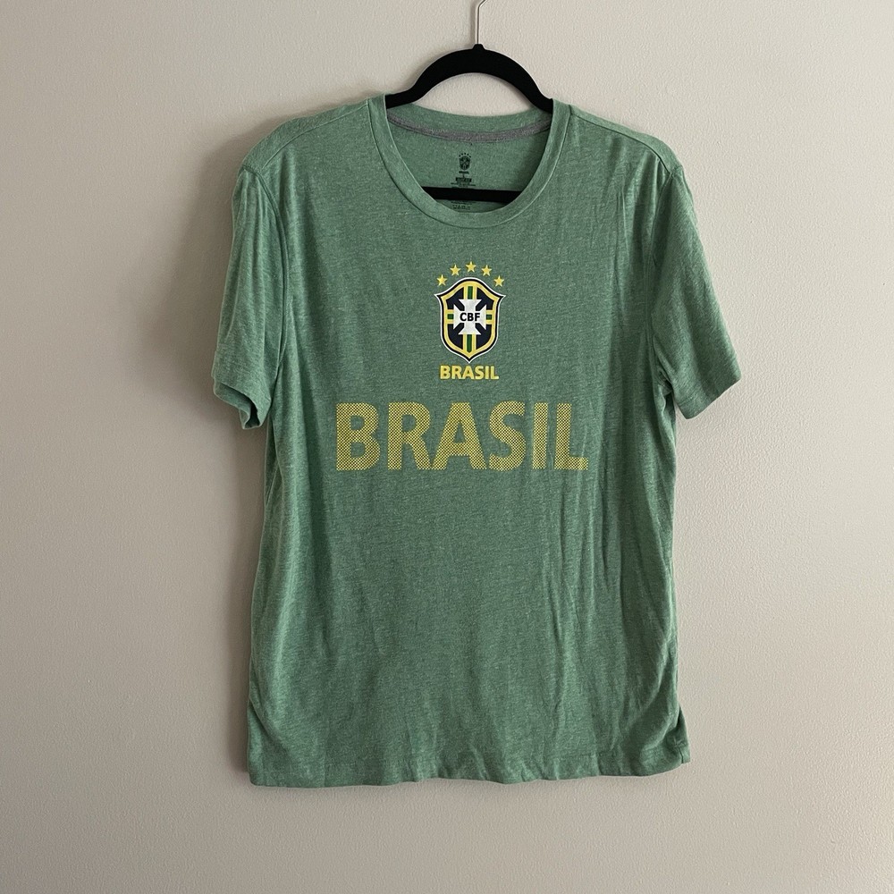 Brasil Adult SZ L Slim Fit Green Short Sleeve Graphic Pullover T-Shirt