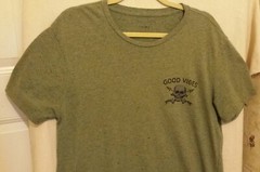 Carbon Good Vibes Skull T-Shirt Mens Sz LG Crew Neck SS Longer Length Round Hem