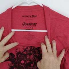 We Love Fine Marvel Avengers Men’s L Red Graphic Print Crew Neck T-Shirt