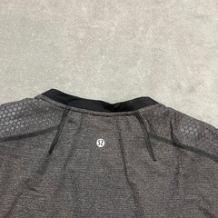 Men’s Lululemon Triple X Long Sleeve Heathered Gray / Black Men’s Size Large