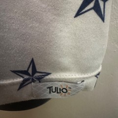 Tulio Tank Top Medium Gently worn 94% polyamide/6% elastane 21″ armpit to armpit