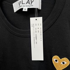 USED BRAND NEW, AUTHENTIC ITEM!! PLAY COMME DES GARCONS!! HEART PATCH T-SHIRT