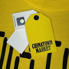 Chinatown Market T-Shirt Smiley Original Size Medium Yellow Fireball Crew Neck