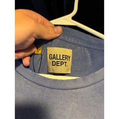 blue faded/distressed gallery dept. french logo t-shirt