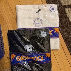 22 Mens Thermal , Variety Of Sizes And Colors, Individual Wrapped Ready To Sell